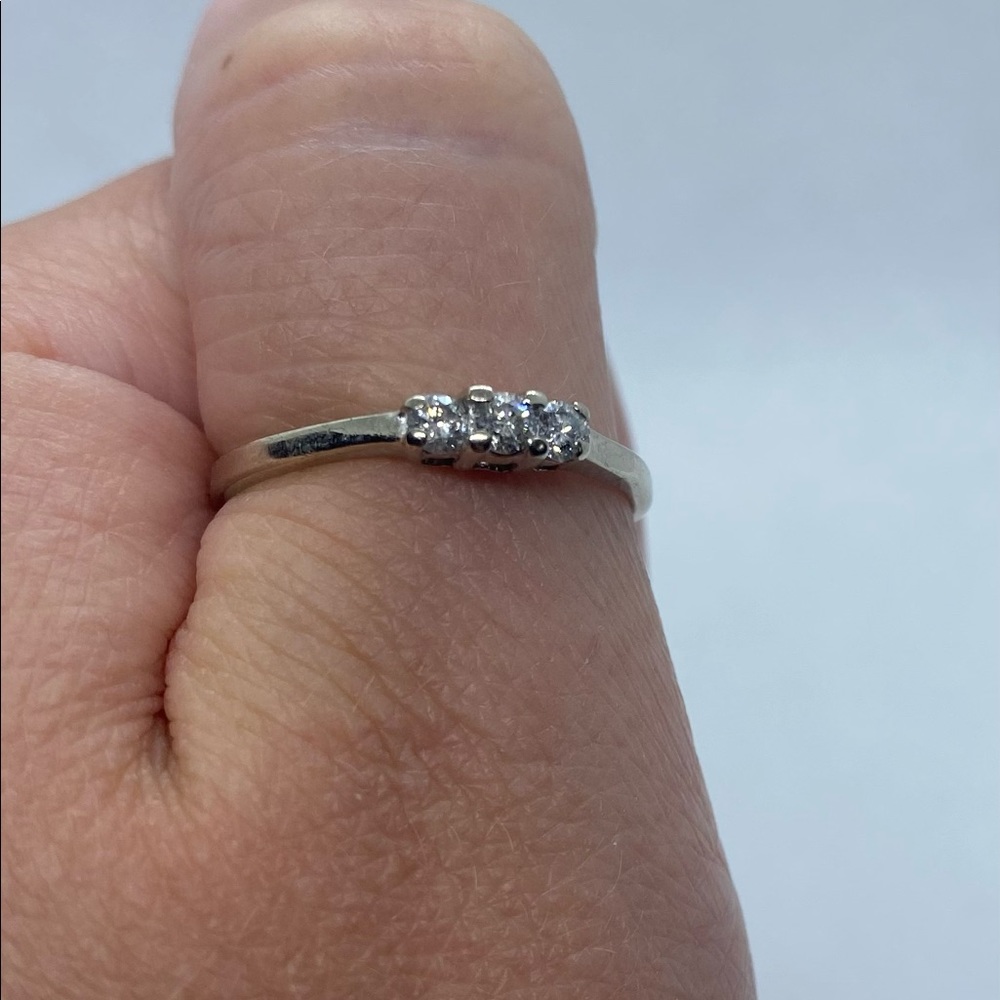 14k Diamond ring - Picture 11 of 12
